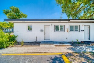 12210 NE 14th Ave in North Miami, FL - Building Photo