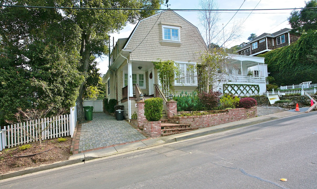 6 Laurel Ave in Belvedere, CA - Building Photo