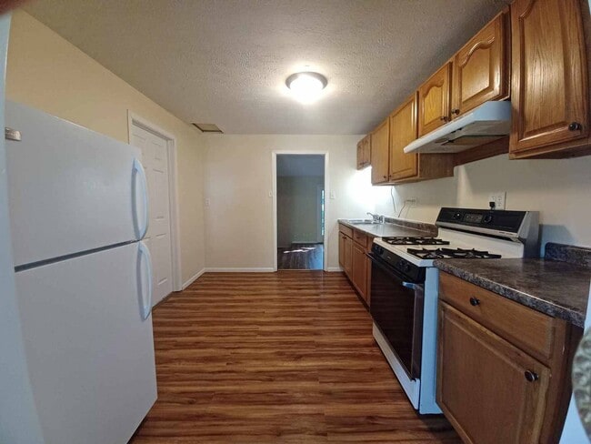 property at 721 N Greenview Ave