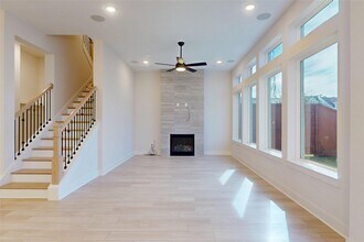 3113 Somerset Levens Ln in Houston, TX - Foto de edificio - Building Photo