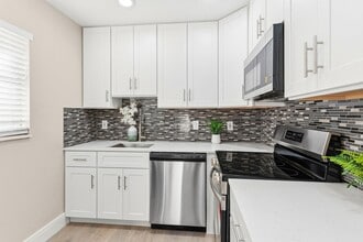 141 Brittany Terrace in Delray Beach, FL - Building Photo - Building Photo