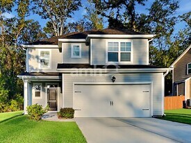 126 County Rd S-18-537 in Summerville, SC - Building Photo