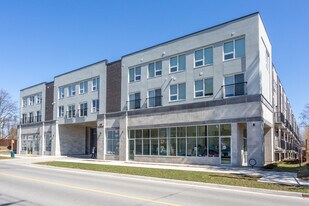 Ivy Three in Waterloo, ON - Building Photo