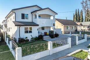 1031 S Bonnie Beach Pl in Los Angeles, CA - Building Photo
