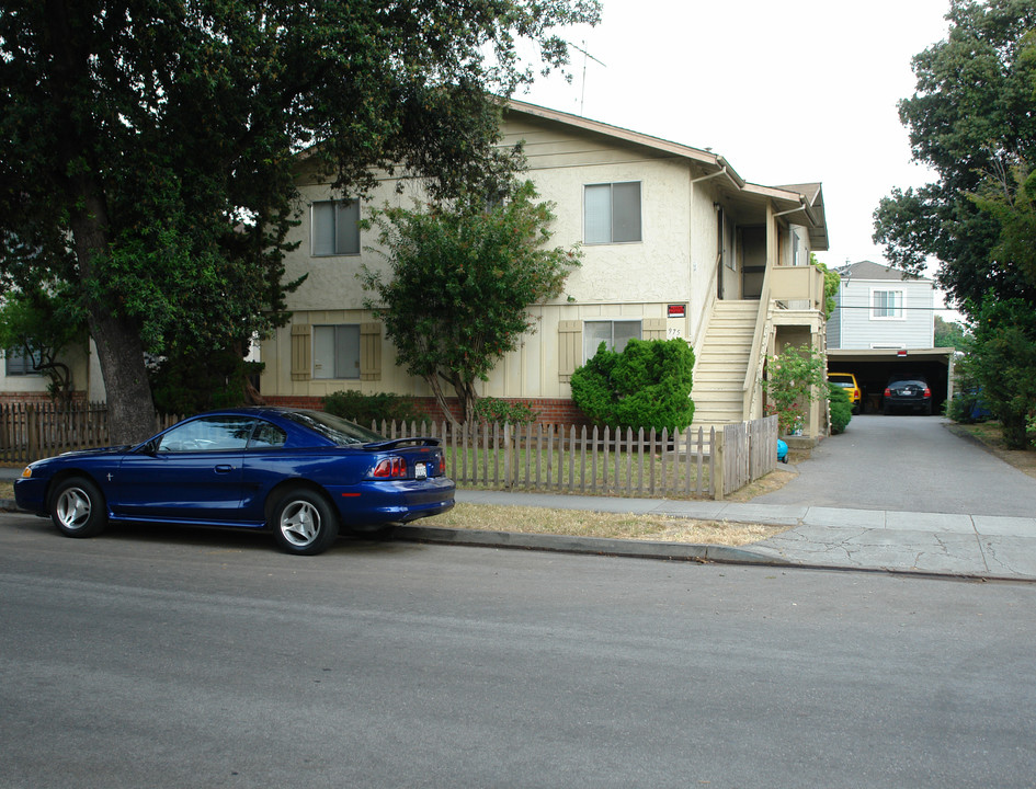 975 Helen Ave in Santa Clara, CA - Building Photo