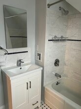 749 Hawthorne Ave E, Unit 2 in St. Paul, MN - Building Photo - Building Photo