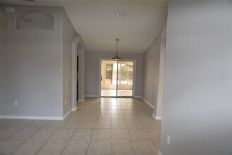 2971 Settlers Trail in St. Cloud, FL - Foto de edificio - Building Photo