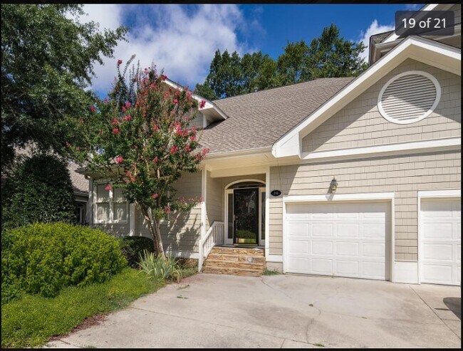 property at 210 Columbia Pl W
