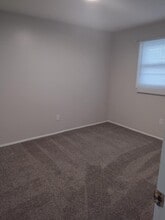 101 E Ave B in South Hutchinson, KS - Building Photo - Building Photo