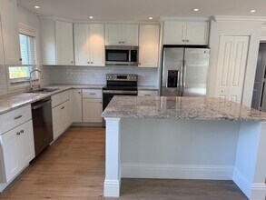 1611 Treemont Ave in Jupiter, FL - Building Photo - Building Photo