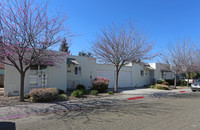 15150 Golden Gate Dr in San Leandro, CA - Building Photo - Building Photo