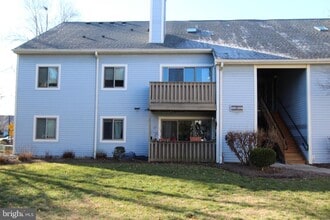 2202 Aspen Dr in Plainsboro, NJ - Building Photo - Building Photo