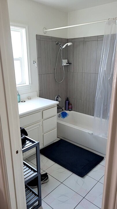 200 N Sierra Vista St, Unit #A in Monterey Park, CA - Building Photo