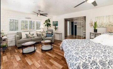 26138 Jesmond Dene Rd in Escondido, CA - Building Photo - Building Photo