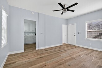 1711 E Appleton St in Long Beach, CA - Building Photo - Building Photo