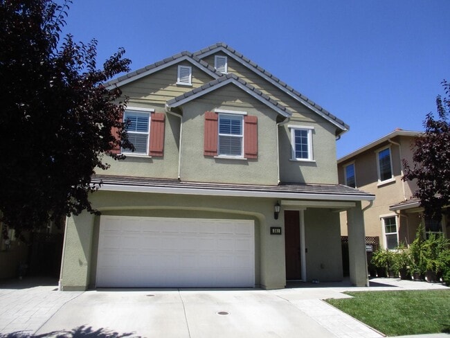 381 Windsong Way in Gilroy, CA - Building Photo - Building Photo