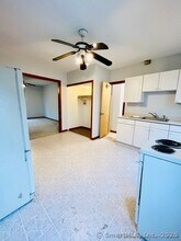 34 W Center St in Southington, CT - Building Photo - Building Photo