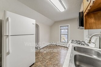 870 S Main St in Amherst, OH - Foto de edificio - Building Photo