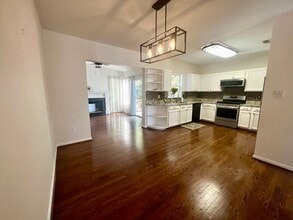 206 Connery Terrace SW in Leesburg, VA - Building Photo - Building Photo