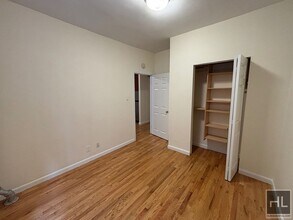 West 11th Street in New York, NY - Building Photo - Building Photo