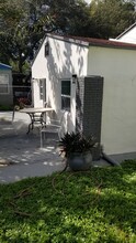 1041 NE 17th Ave, Unit 1 in Fort Lauderdale, FL - Building Photo - Building Photo