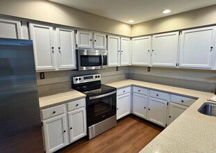 701 Driftwood Ln in Downingtown, PA - Building Photo - Building Photo