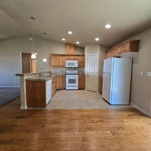 1582 Poplar Ave in Fruitland, ID - Building Photo - Building Photo