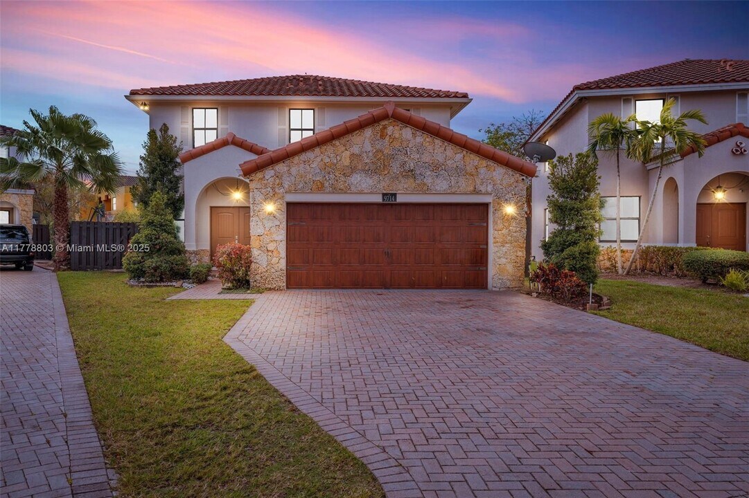 9714 NW 8th Terrace in Miami, FL - Building Photo