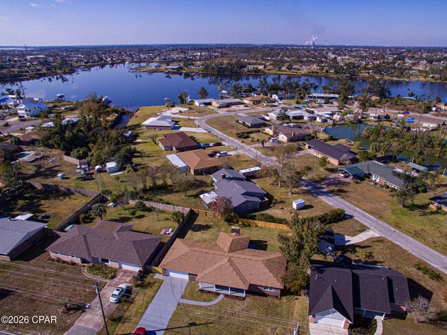 410 S Star Ave in Panama City, FL - Building Photo - Building Photo