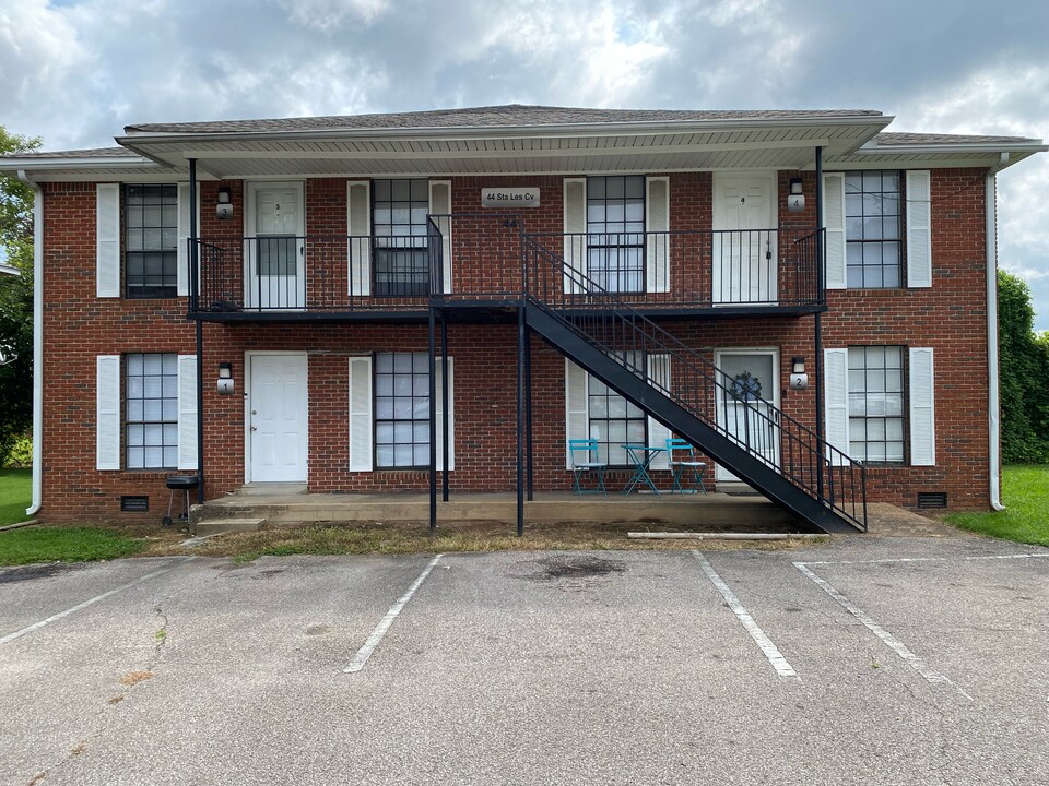 44 Sta Les Cv, Unit 3 in Jackson, TN - Foto de edificio