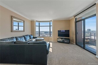 8100 E Union Ave in Denver, CO - Foto de edificio - Building Photo