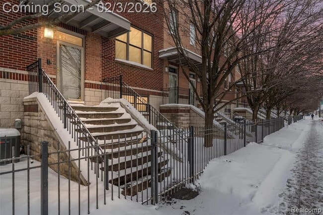 property at 7609 Woodward Ave