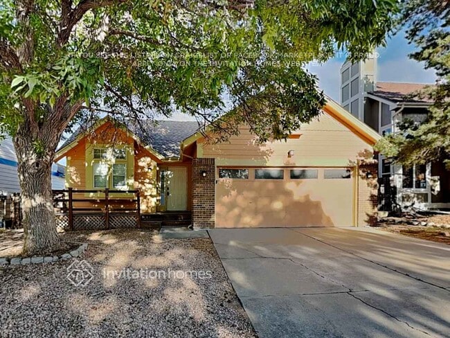 property at 7736 Halleys Dr