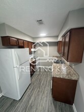 1645 Foxhaven Dr in Richmond, KY - Building Photo - Building Photo