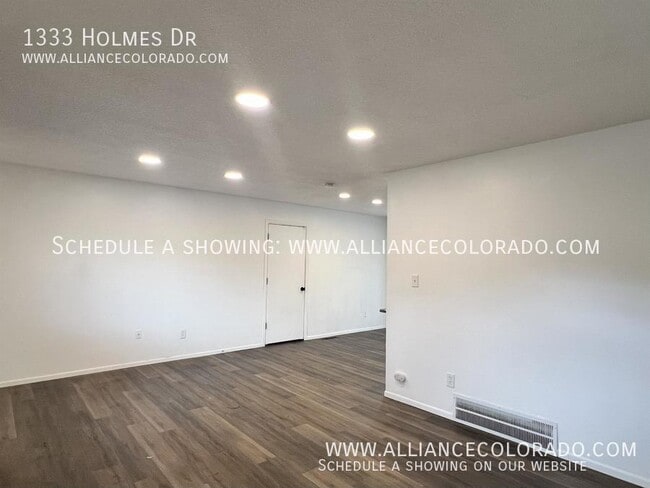 1333 Holmes Dr in Colorado Springs, CO - Building Photo - Building Photo