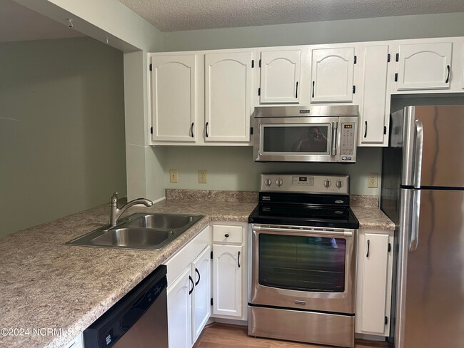 3625 St Johns Ct in Wilmington, NC - Building Photo - Building Photo
