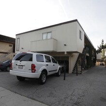 14224 Erwin St in Van Nuys, CA - Foto de edificio - Building Photo