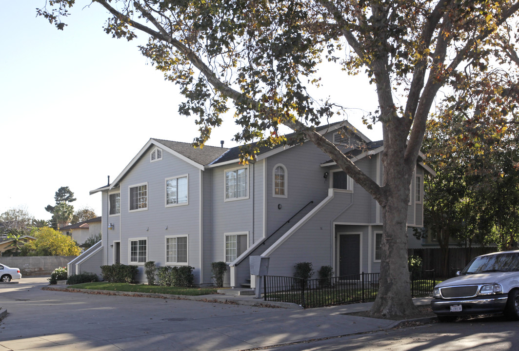 52-58 19th St in San Jose, CA - Building Photo