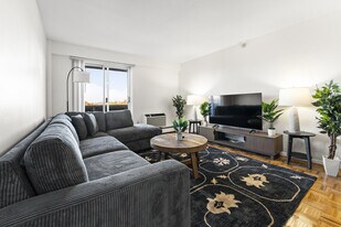 175 Freeman St, Unit SI ID1240301P in Brookline, MA - Building Photo