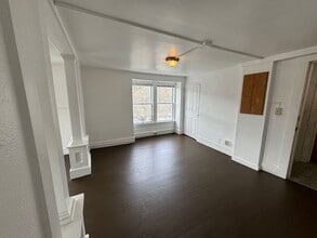 120 Main St. in Springfield, VT - Building Photo - Interior Photo