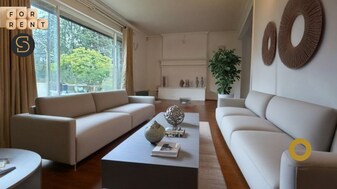 4059 Liverpool St in Port Coquitlam, BC - Building Photo