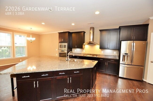 22026 Gardenwall Terrace in Broadlands, VA - Building Photo - Building Photo