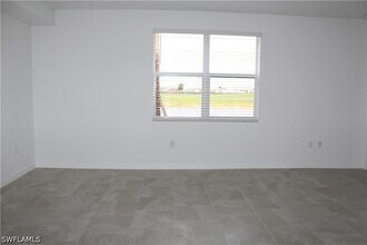 5661 Melbourne Ct in Ave Maria, FL - Foto de edificio - Building Photo