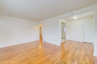 7237 Ruddy Ln in St. Louis, MO - Building Photo - Building Photo