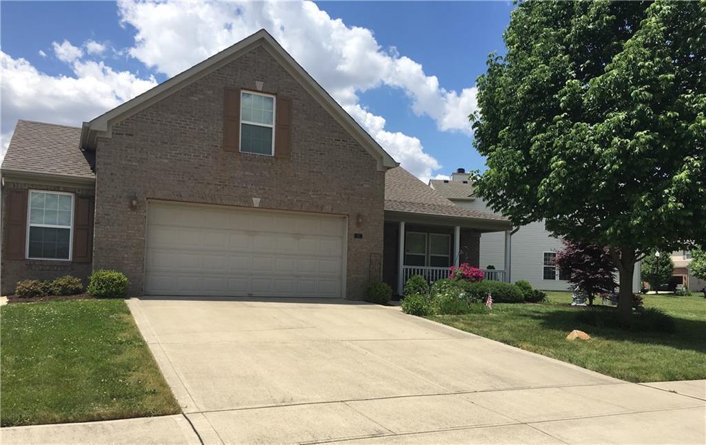29 Spring Lake Dr in Westfield, IN - Building Photo