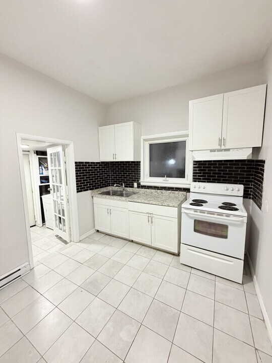 194 Murray St in Chatham, ON - Building Photo