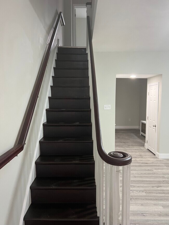 2108 S 6th St in Philadelphia, PA - Building Photo - Building Photo