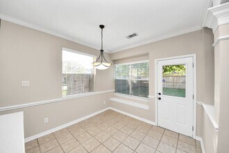 11918 Helene Ct in Pinehurst, TX - Building Photo - Building Photo