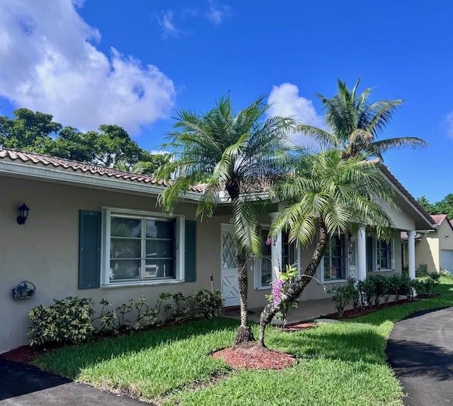 8398 NW 35th St in Coral Springs, FL - Building Photo