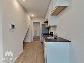 7157 Elm Cv in San Antonio, TX - Foto de edificio - Building Photo